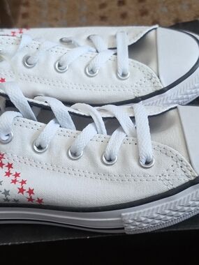 Converse Kids White Canvas Sneakers with Red Star Pattern